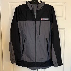 Men's Black and Gray Jacket